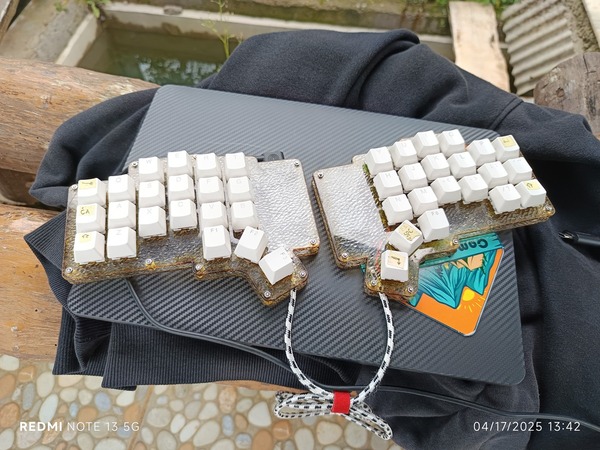 My First Custom Keyboard with RaspBerry Pi